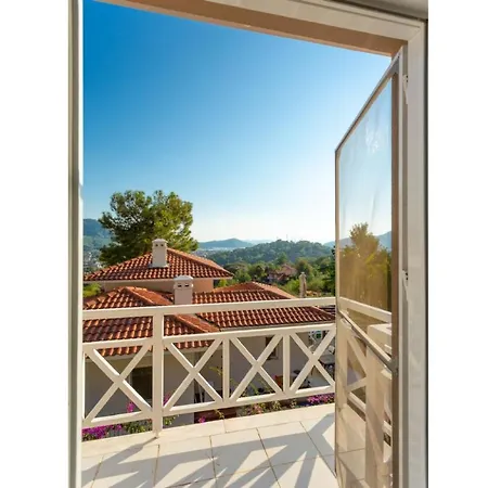 Pine 2 Villa